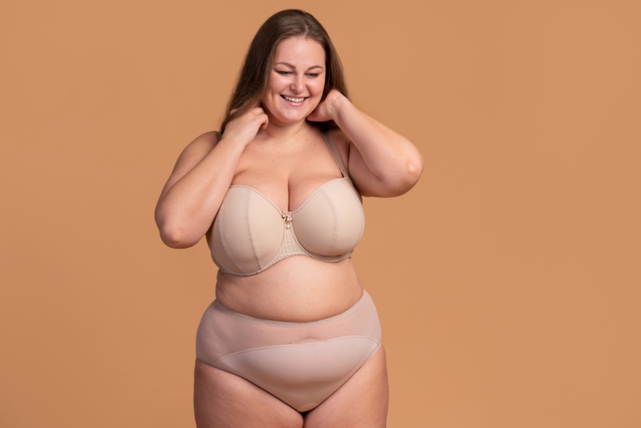 How to Rock a Plus Size Bra with Pride